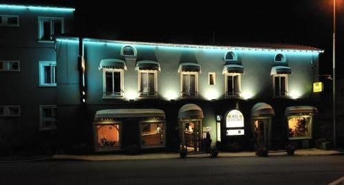 Отель Hotel Le Val Vert
