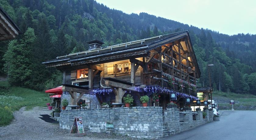 Отель La Grange à Germaine