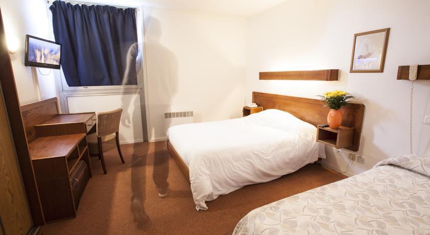 Отель Hotel Le Trinquet
