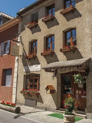 Отель Hôtel la Boule de Neige