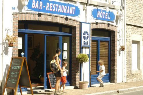 Отель Hôtel Restaurant Le Dauphin