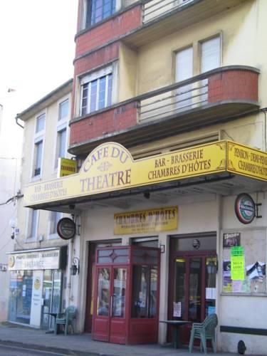 Мини-отель Chambres d'Hôtes au Café du Théâtre