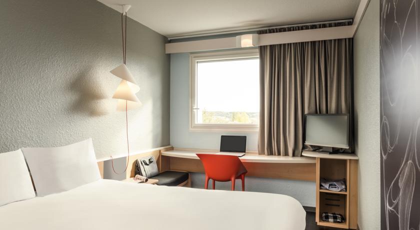Отель ibis Versailles Parly 2