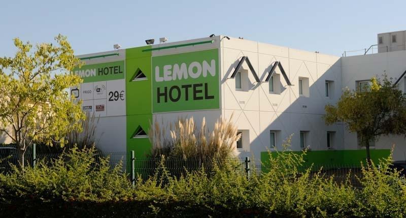 Отель Lemon Hotel - Rouen