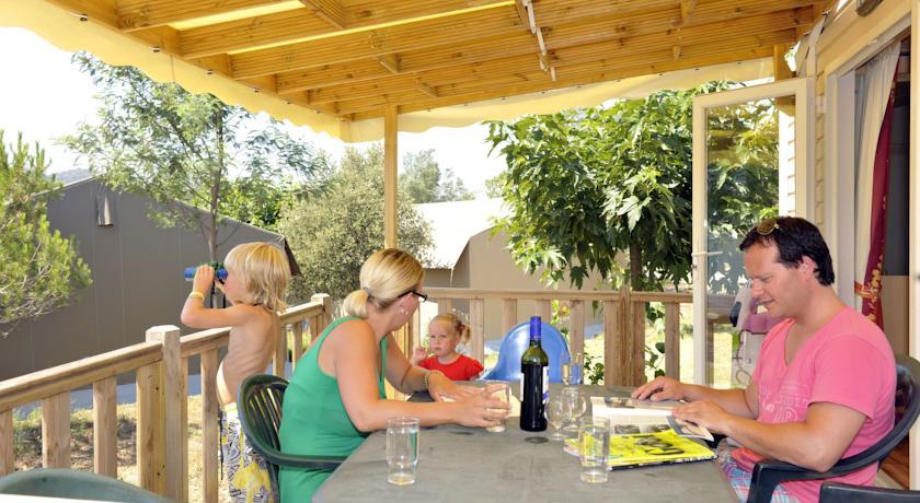 Отель Camping Domaine de la Noguière