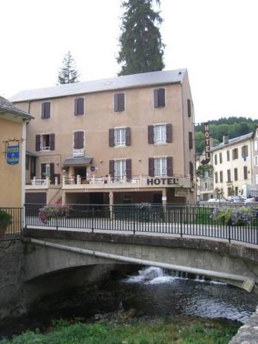 Отель Hotel Les Sapins