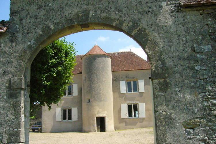 Апартаменты Holiday Home Le Vieux Chateau Moussy