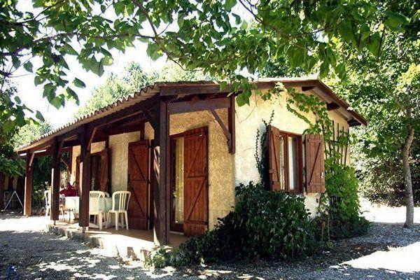 Апартаменты Holiday Home Maisonnette Du Lot Gavaudun