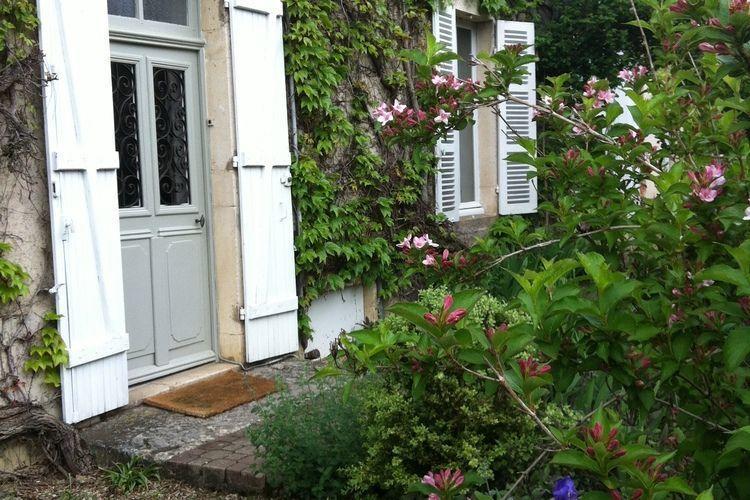 Вилла Holiday Home La Chouette Qui Chante La Motte Ternant