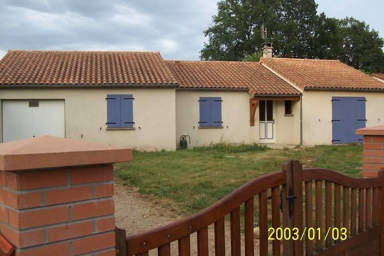 Апартаменты Holiday Home Fruisje Lathussaintremy