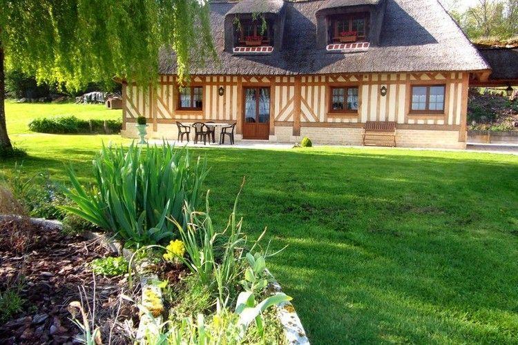 Апартаменты Holiday Home Chaumiere Pierrefitte En Auge