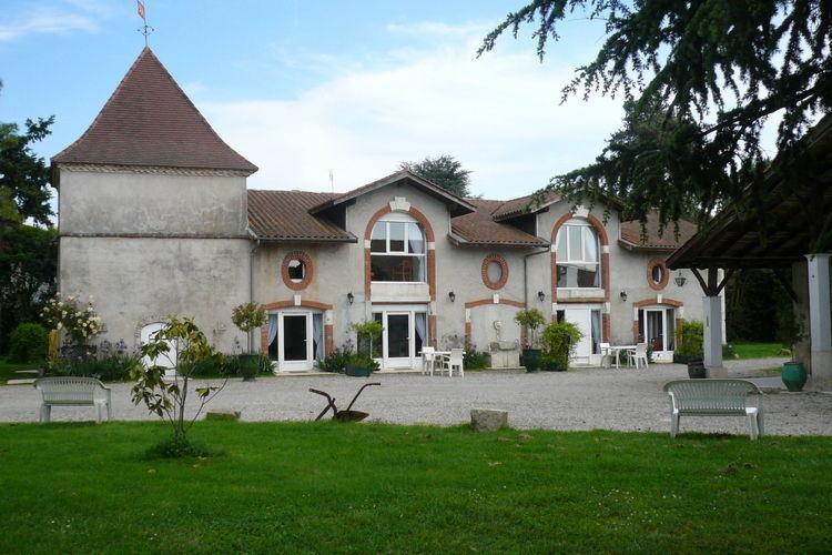 Отель Holiday Home Comte Richard Villenuve Sur Lot