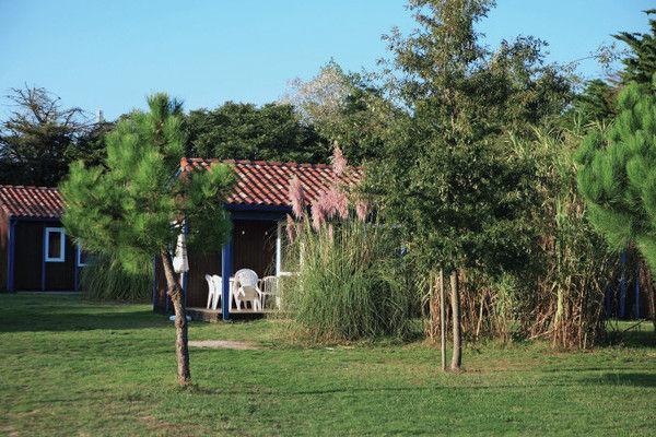 Отель Holiday Home Saint Martin Saint-Martin-De-Re II