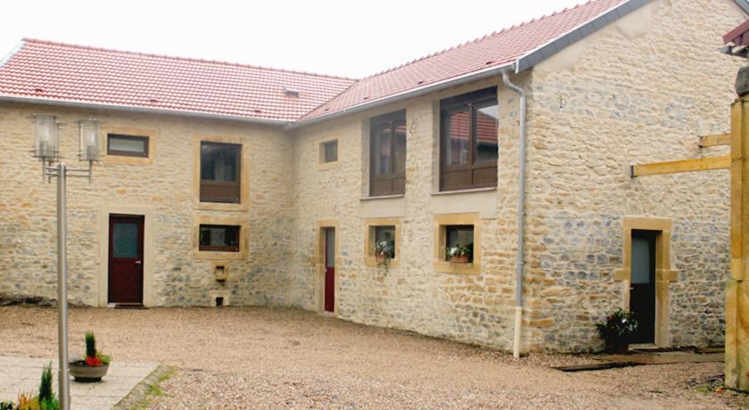 Апартаменты Gite de la Cour Basse