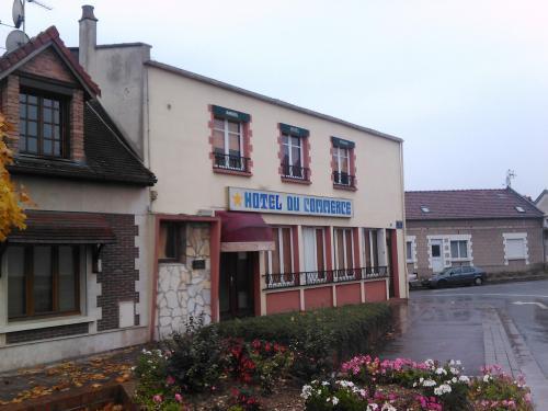 Отель Hotel Le Commerce