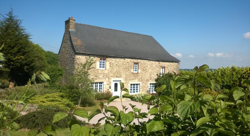 Мини-отель Chambres d'Hôtes Au Clos du Lit