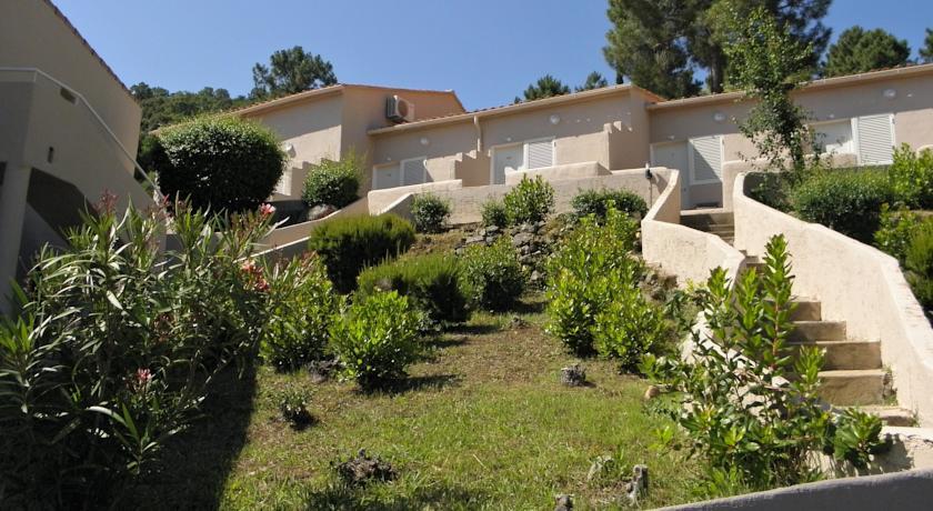 Отель Hôtel Résidence San Pieru