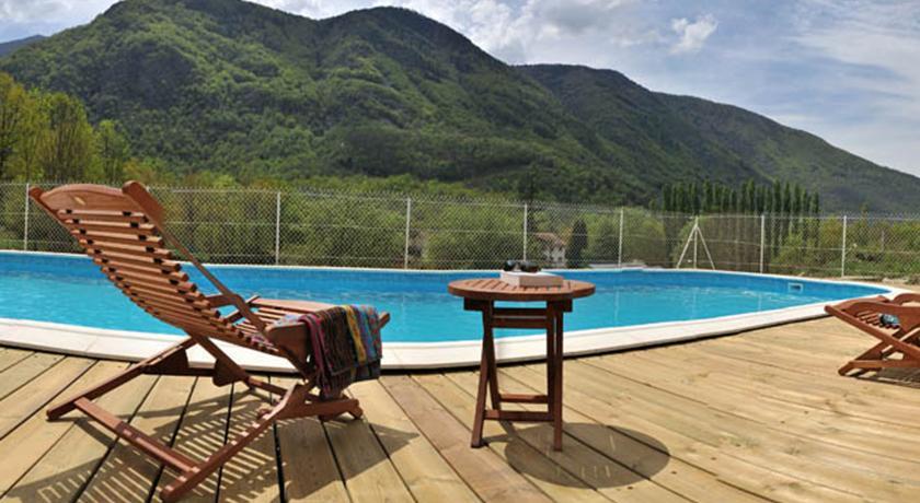 Отель Les Chalets d'Ursus