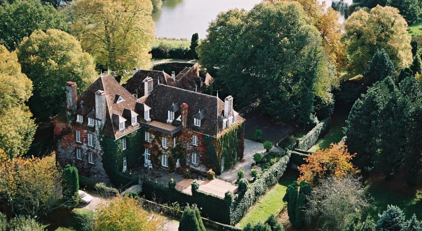 Отель Château Les Dryades