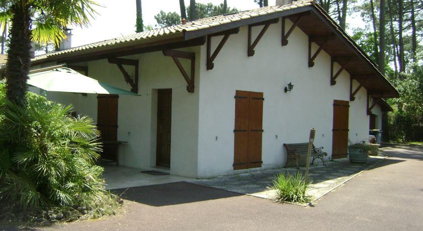 Апартаменты Une Villa au Pyla
