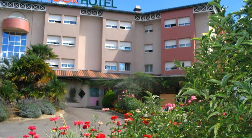 Отель Hotel Abor