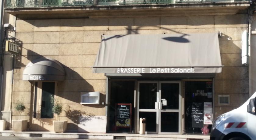 Отель Hotel le Petit Salonais