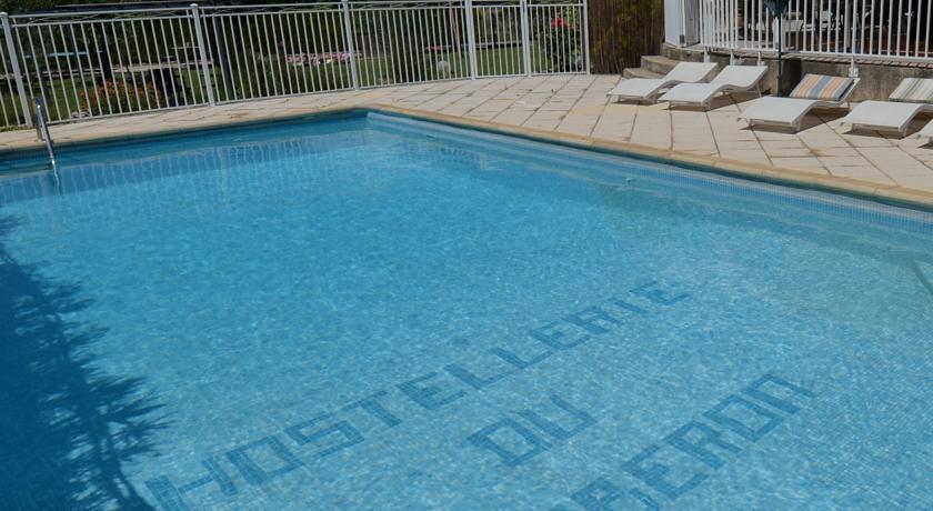 Отель Hostellerie Du Luberon
