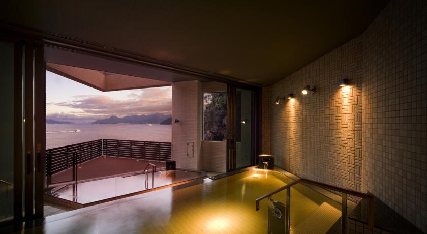 Отель Grand Prince Hotel Hiroshima