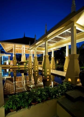 Отель Bundarika Villa & Suites