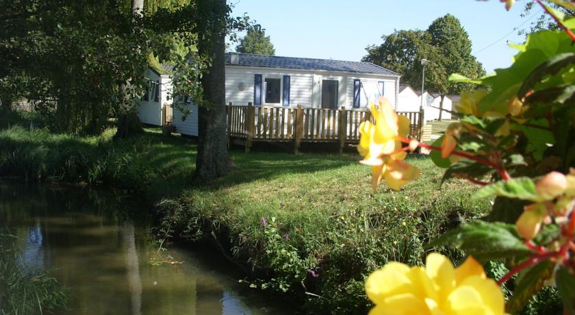 Отель Camping au Coeur de Vendome