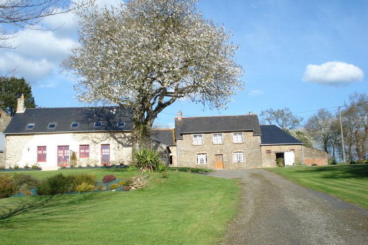 Апартаменты Holiday Home La Vallee Bonnemain