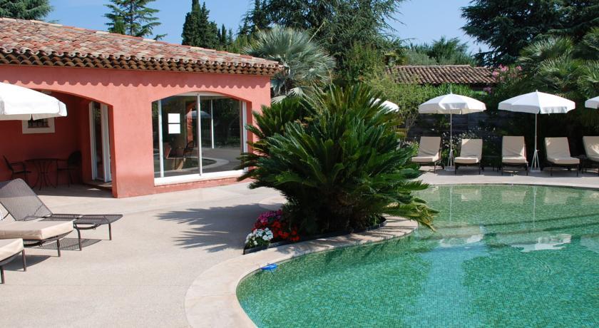 Апартаменты Holiday Home Lou Plantie Carros
