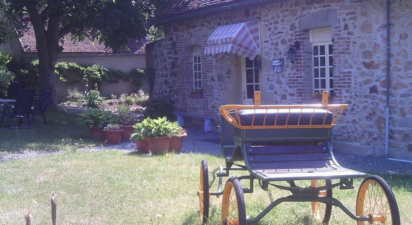 Апартаменты Holiday Home Petite Maison Lanty Lanty