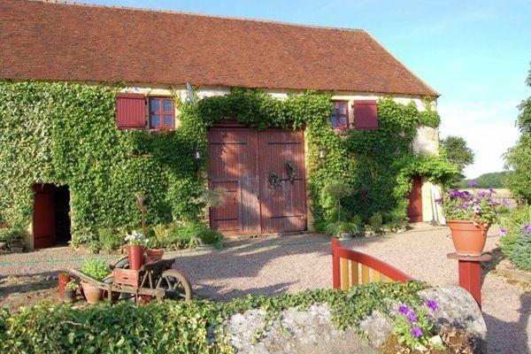 Отель Holiday Home Fermette De Paques Arbourse