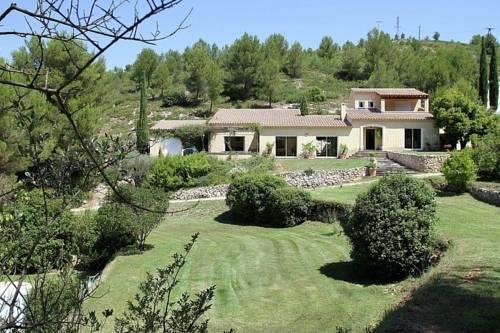 Вилла Villa Serenite Auriol