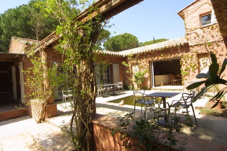 Апартаменты Apartment Xl Pres De La Plage Pour Trois Saint Maxime
