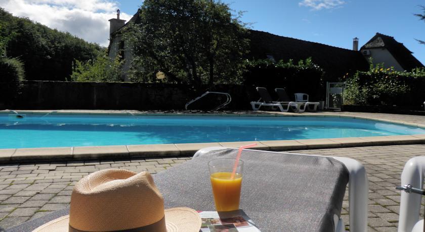 Отель Hotel du Golf de Laguiole