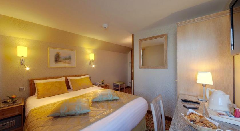 Отель Hôtel la Croix Blanche