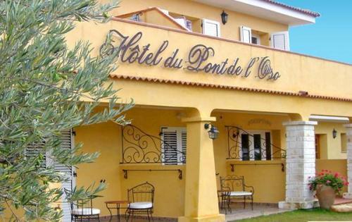 Отель Hotel du Pont de l'Oso