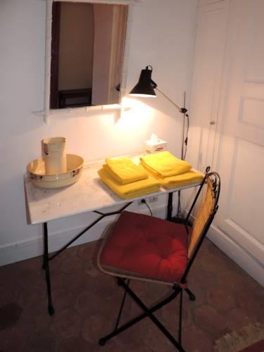 Мини-отель Chambre d'Hôtes Rue des Fougères