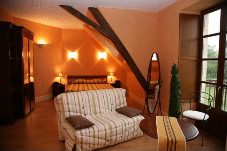 Отель Domaine de Chantemerle