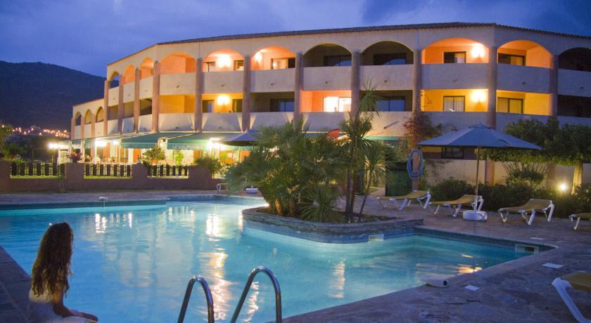 Отель Le California Motel