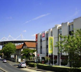 Отель ibis Saint-Denis Stade Ouest
