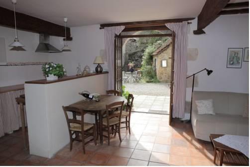 Апартаменты Holiday Home La Riviere Dordogne Souillac