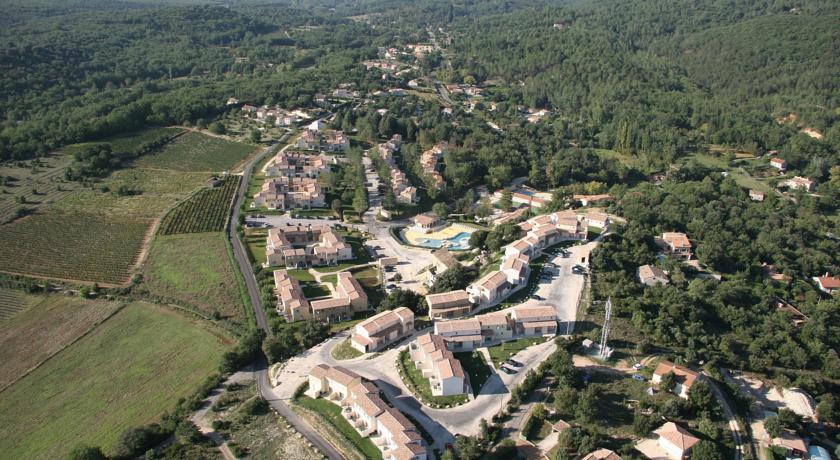 Отель Les Hauts De Salavas