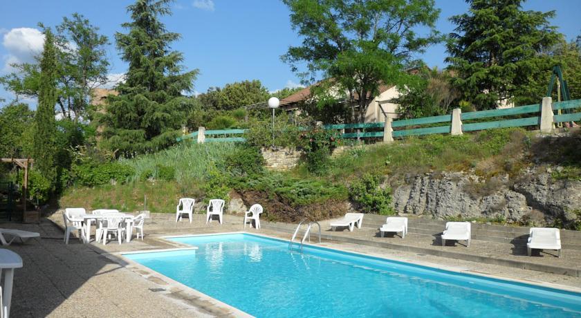 Отель Les Terrasses de l'Ardêche