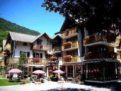 Отель Logis Hotel Gai Soleil