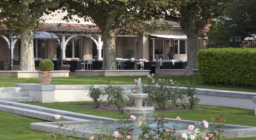 Апартаменты Domaine des 7 Fontaines