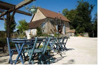 Апартаменты Holiday Home Provence Coussacbonneval