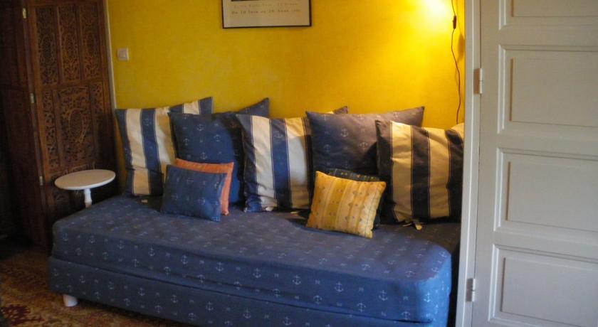 Отель Holiday Home La Grande Vigne Dinan